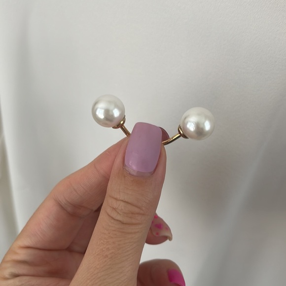 NEW White Blouse V neck pearl brooch pin Medium night out 3/4 sleeves - Picture 9 of 9